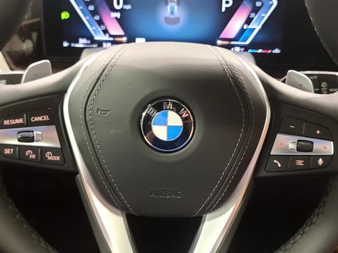 Used 2026 BMW X5 sDrive40i w/ Premium Package RWD image 16