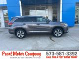 Used 2018 Toyota Highlander Limited image 3