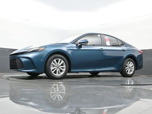 New 2026 Toyota Camry LE w/ Convenience Package image 25