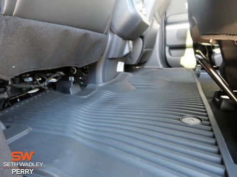 New 2026 Ford Expedition Tremor image 10