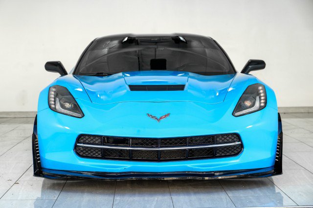 Used 2016 Chevrolet Corvette Stingray Coupe RWD image 3