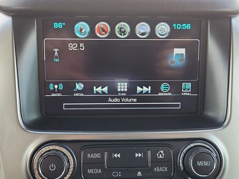 Used 2020 Chevrolet Suburban LT RWD image 10