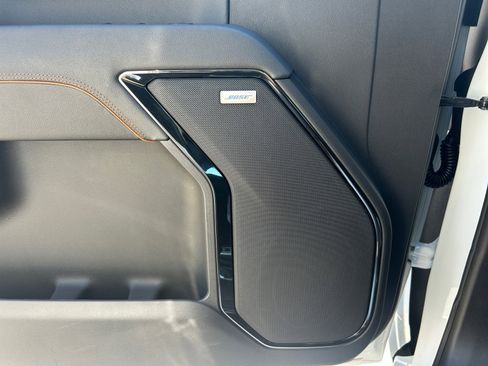 New 2026 GMC Sierra 2500 AT4 w/ AT4 Premium Plus Package image 27