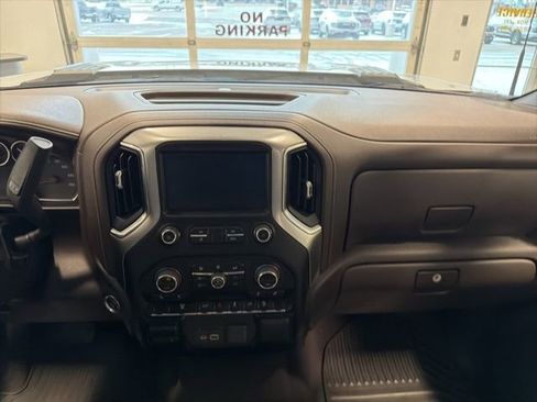 Used 2022 Chevrolet Silverado 2500 LTZ w/ Gooseneck/5TH Wheel Package AWD/4WD image 25