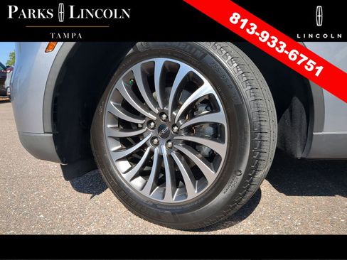 Used 2020 Lincoln Aviator Reserve RWD image 32