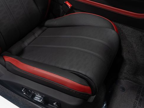 Used 2025 Bentley Continental GT Speed image 72