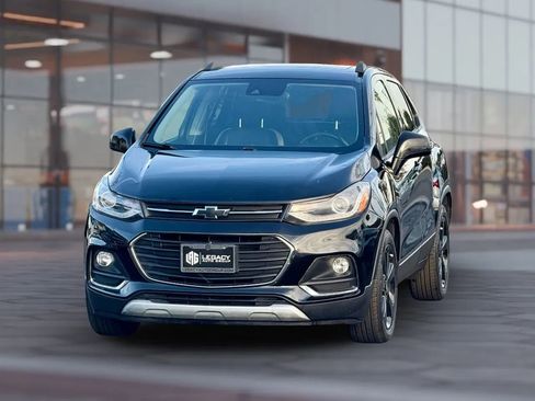 Used 2018 Chevrolet Trax Premier w/ Midnight Edition image 24