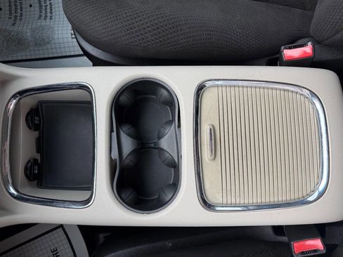 Used 2015 Dodge Grand Caravan SXT w/ Security Group image 22