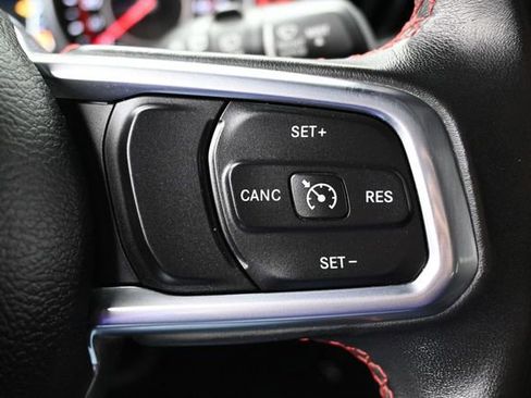 Used 2019 Jeep Wrangler Unlimited Rubicon w/ LED Lighting Group AWD/4WD image 29