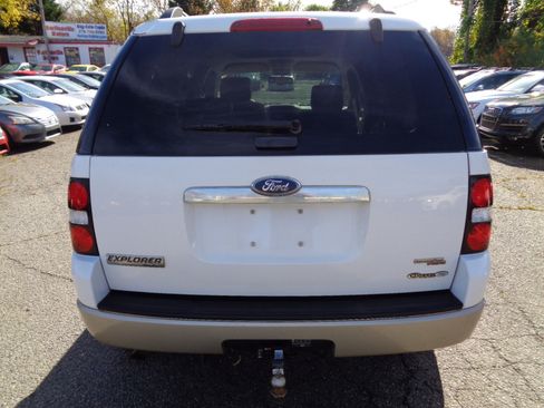 Used 2007 Ford Explorer Eddie Bauer image 6