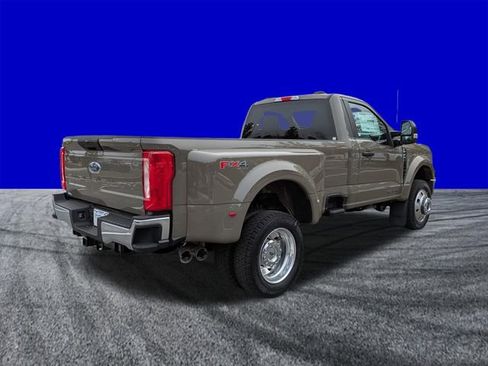 New 2026 Ford F450 4x4 Regular Cab Super Duty image 4