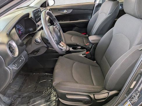 Used 2020 Kia Forte Sedan FWD image 21