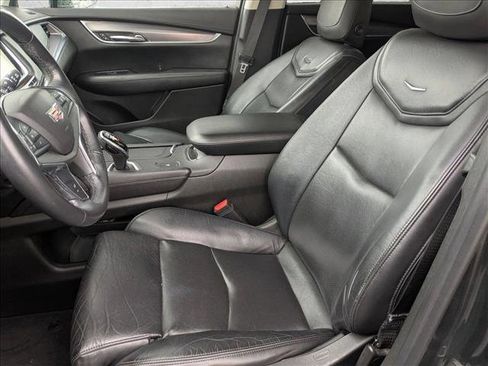 Used 2017 Cadillac XT5 Luxury image 13