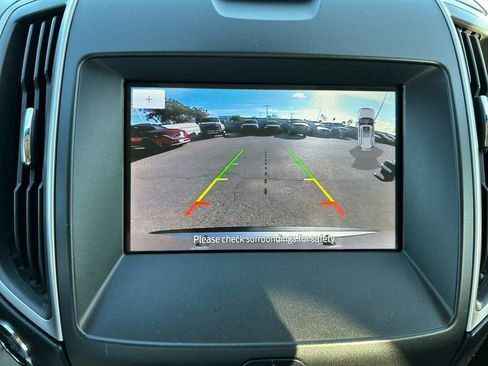 Used 2020 Ford Edge SEL image 26