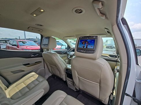 Used 2018 GMC Acadia Denali w/ Technology Package AWD/4WD image 46