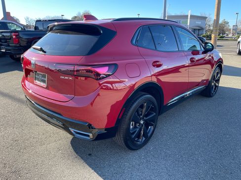 Used 2025 Buick Envision Sport Touring image 5