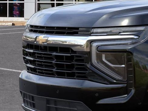New 2026 Chevrolet Suburban LS w/ LS Custom Edition AWD/4WD image 13