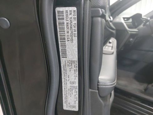 Used 2023 Jeep Grand Cherokee Altitude AWD/4WD image 34