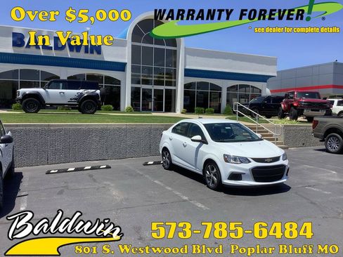 Used 2020 Chevrolet Sonic Premier FWD image 1