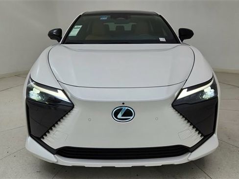 Used 2024 Lexus RZ 450e Premium w/ Technology Package image 13
