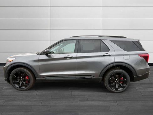 Used 2022 Ford Explorer ST w/ Equipment Group 401A image 5