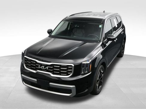 Used 2023 Kia Telluride S FWD image 26