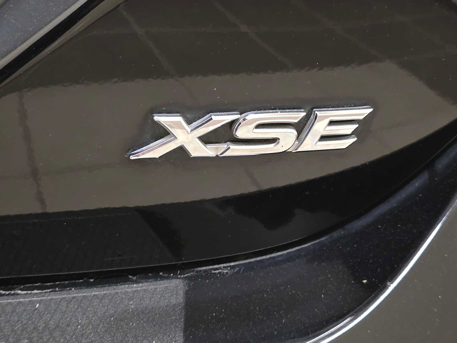 Used 2018 Toyota Camry XSE w/ Audio Package FWD image 7