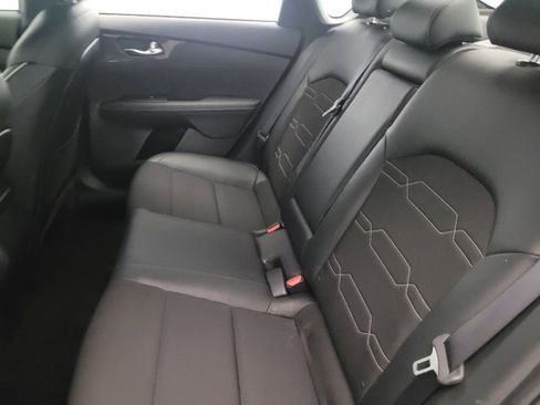 Used 2023 Kia Forte GT-Line w/ GT-Line Premium Package image 18