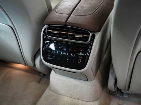 Certified 2023 Mercedes-Benz EQS 580 4MATIC Sedan image 39