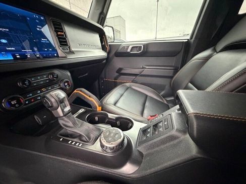 Certified 2024 Ford Bronco Badlands image 13