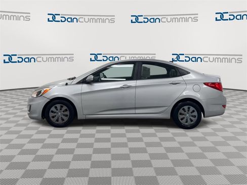 Used 2016 Hyundai Accent SE image 5