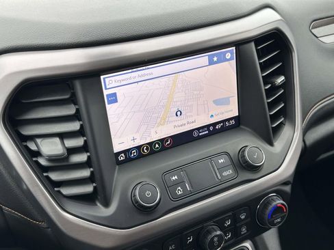 Certified 2022 GMC Acadia AT4 w/ Preferred Package image 28