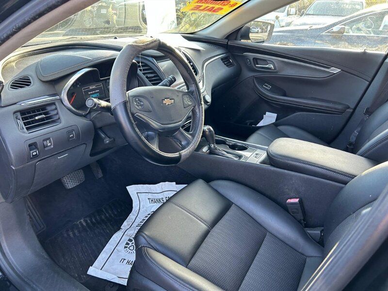 Used 2018 Chevrolet Impala LT FWD image 26