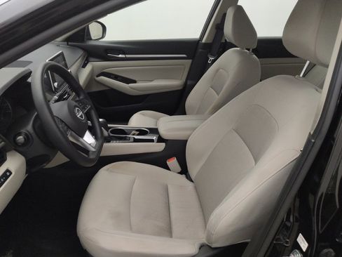 Used 2023 Nissan Altima 2.5 SV FWD image 17