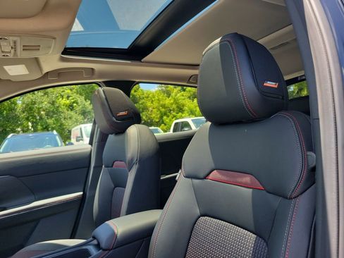 New 2026 Nissan Kicks SR AWD/4WD image 18