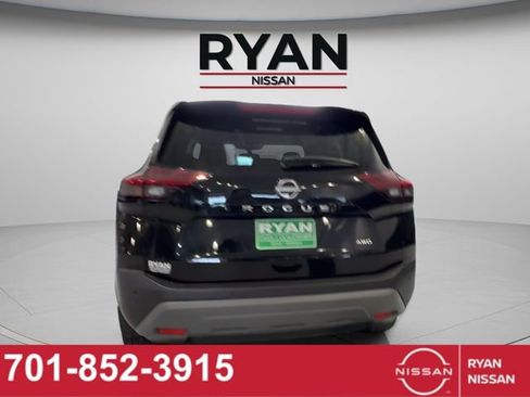 Certified 2023 Nissan Rogue S image 4