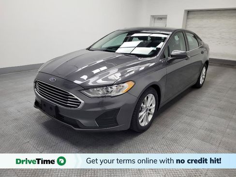 Used 2019 Ford Fusion SE FWD image 1