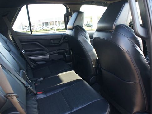 Used 2025 Toyota 4Runner TRD Off-Road Premium image 22