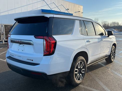 Used 2021 GMC Yukon AT4 w/ AT4 Premium Package image 6