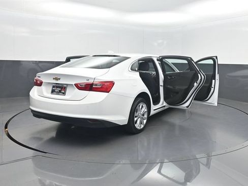 Used 2025 Chevrolet Malibu LT FWD image 37