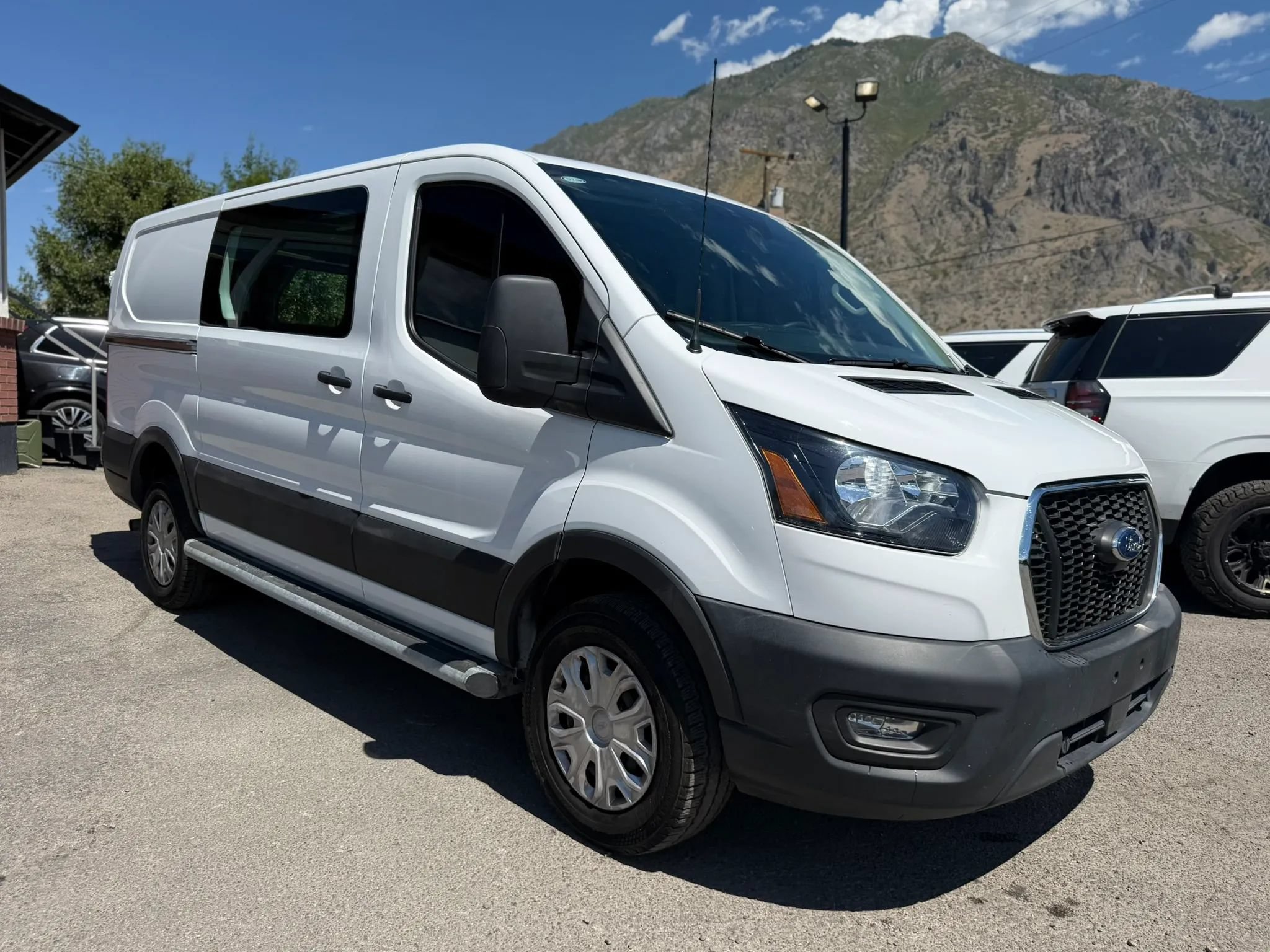 Used 2024 Ford Transit 250 Low Roof w/ Exterior Upgrade Package RWD image 1