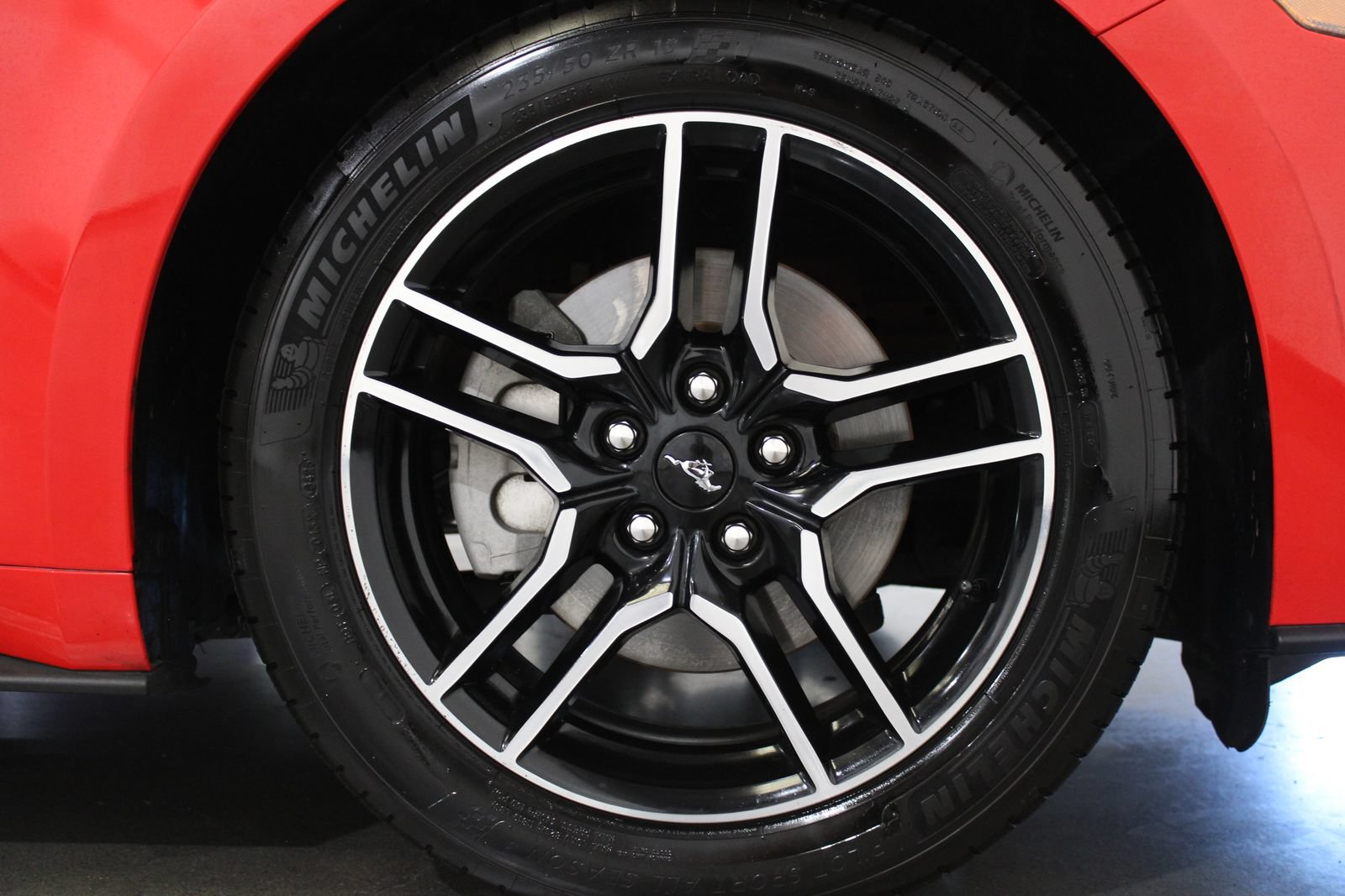 Used 2020 Ford Mustang Premium RWD image 16