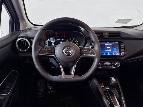 New 2025 Nissan Versa SR w/ Trunk Package image 22