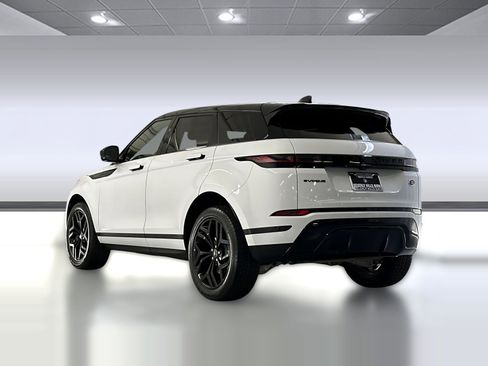 Used 2021 Land Rover Range Rover Evoque SE image 3