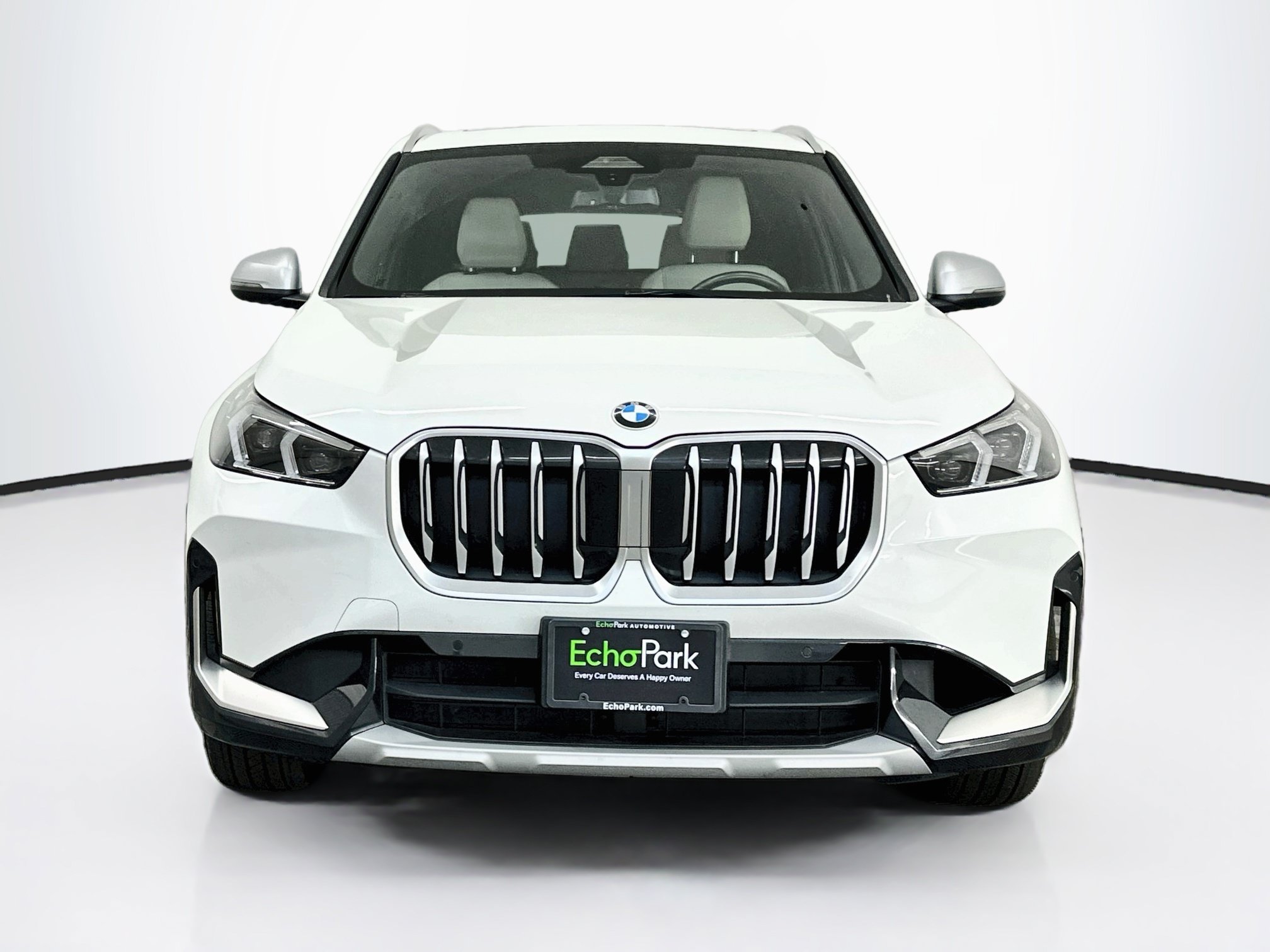 Used 2024 BMW X1 xDrive28i w/ Convenience Package AWD/4WD image 2