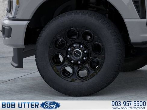 New 2026 Ford F350 Lariat w/ Black Appearance Package AWD/4WD image 19