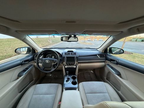 Used 2012 Toyota Camry XLE image 26
