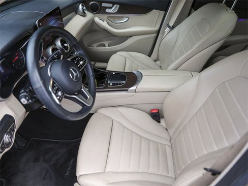 Used 2020 Mercedes-Benz GLC 300 image 15