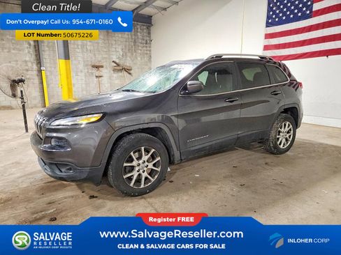 Used 2017 Jeep Cherokee Latitude AWD/4WD image 1