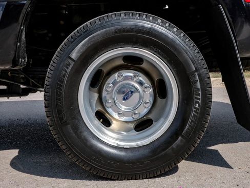 Used 2022 Ford F350 XLT w/ XLT Premium Package image 61